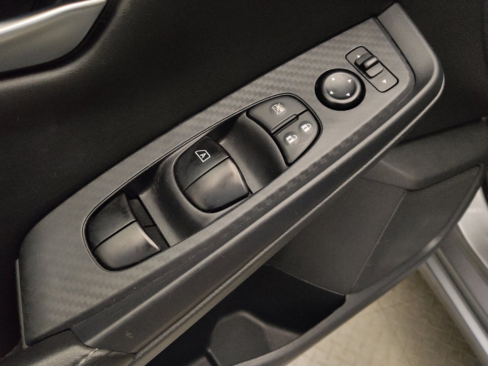 Used 2024 Nissan Sentra SV image 27