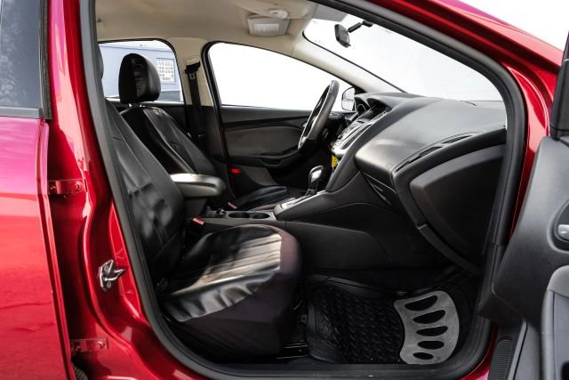 Used 2013 Ford Focus SE image 29