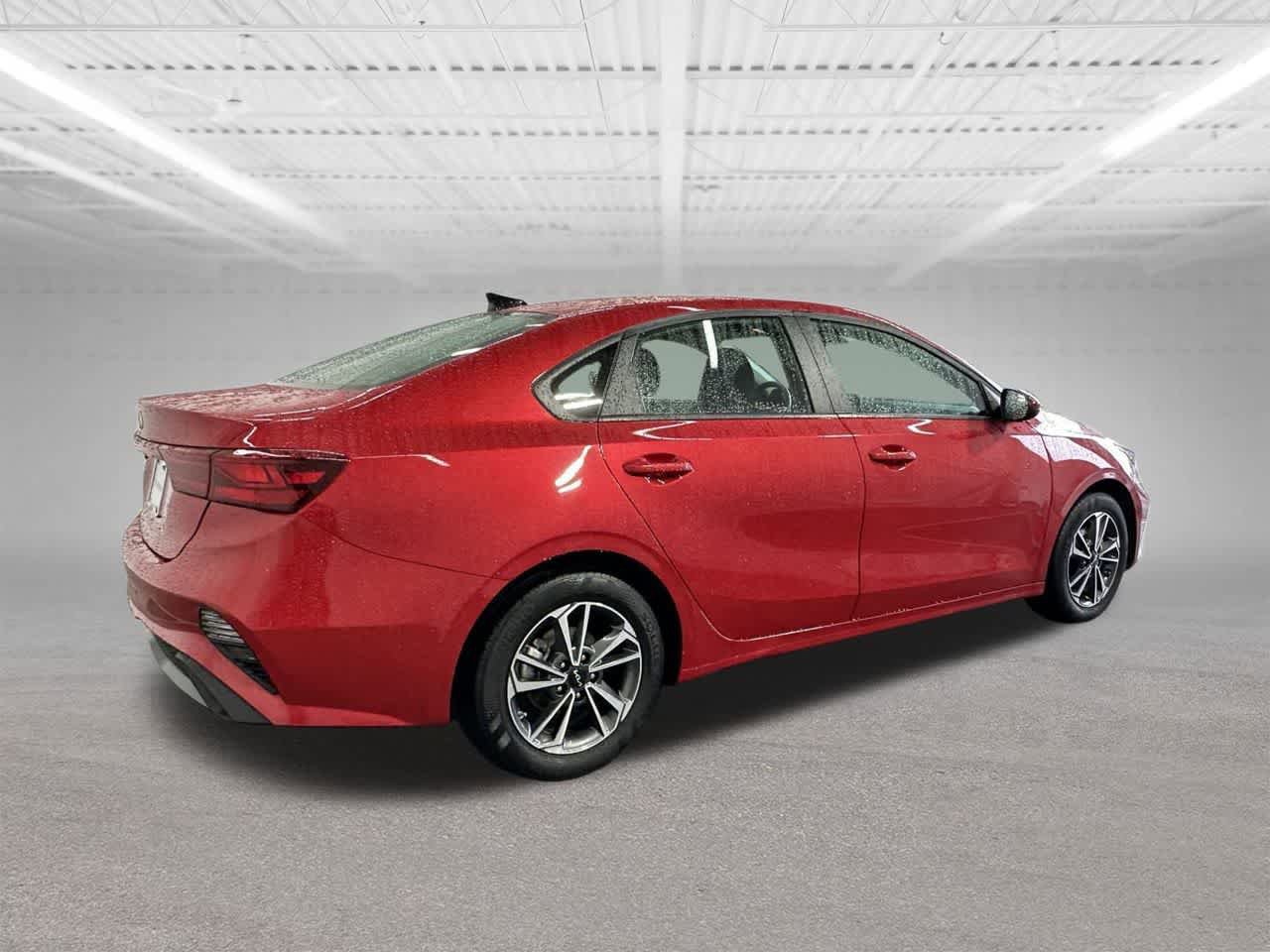 Used 2024 Kia Forte LXS FWD image 5