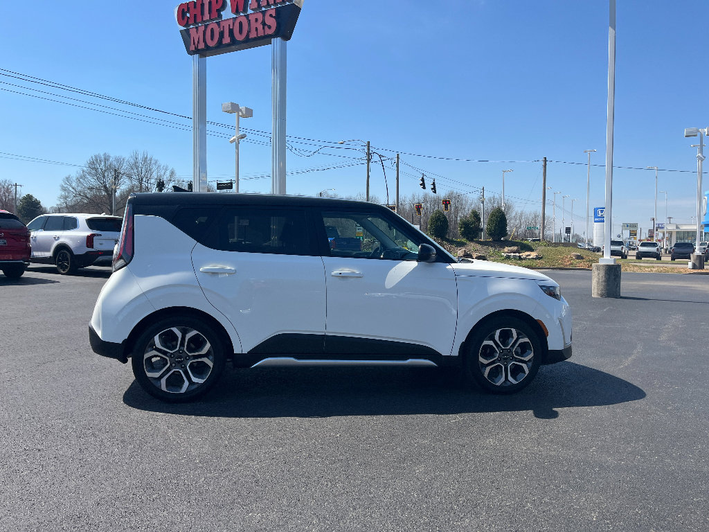 Used 2025 Kia Soul EX image 8