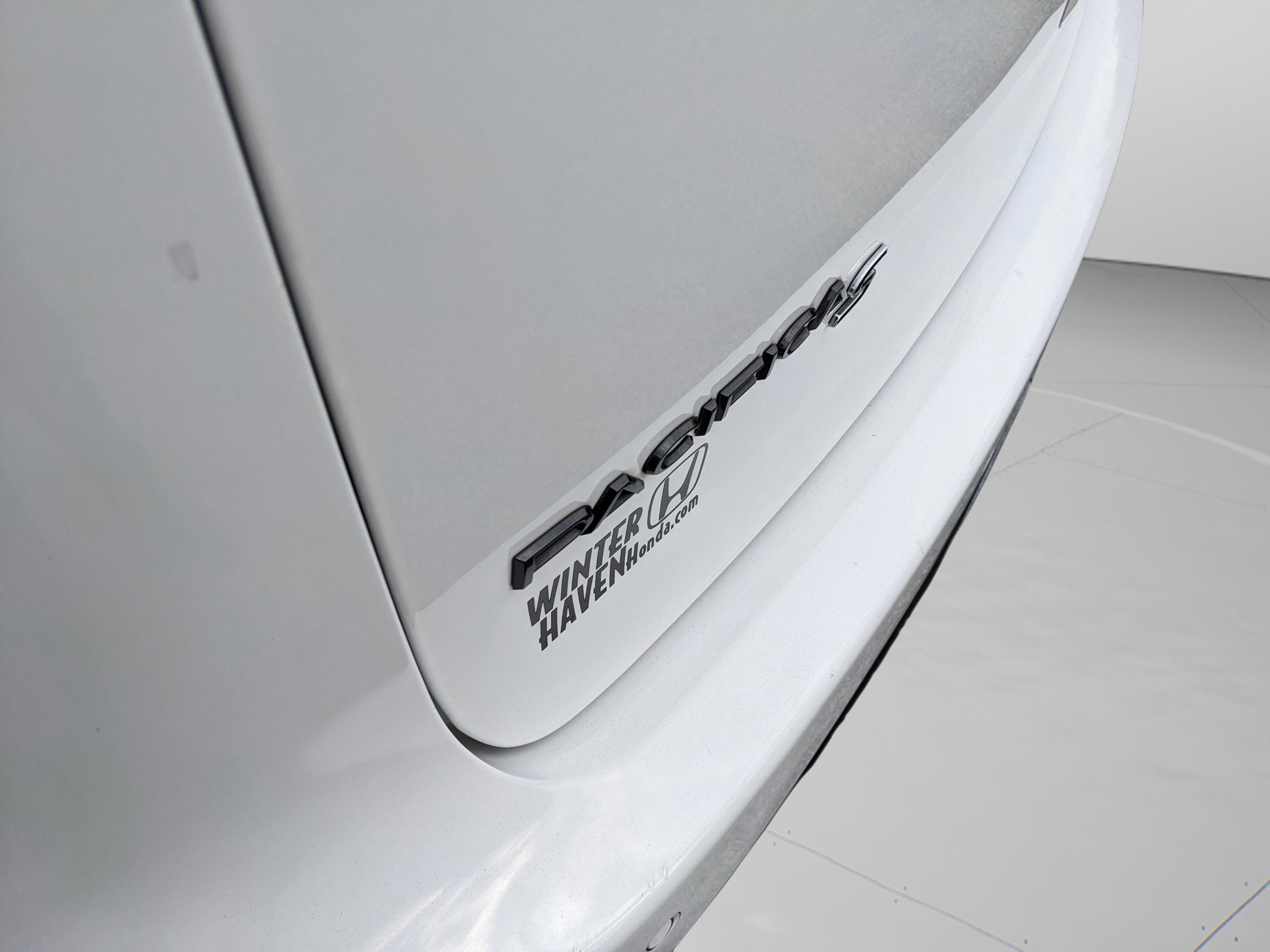 Used 2019 Chrysler Pacifica Touring Plus w/ S Appearance Package image 13