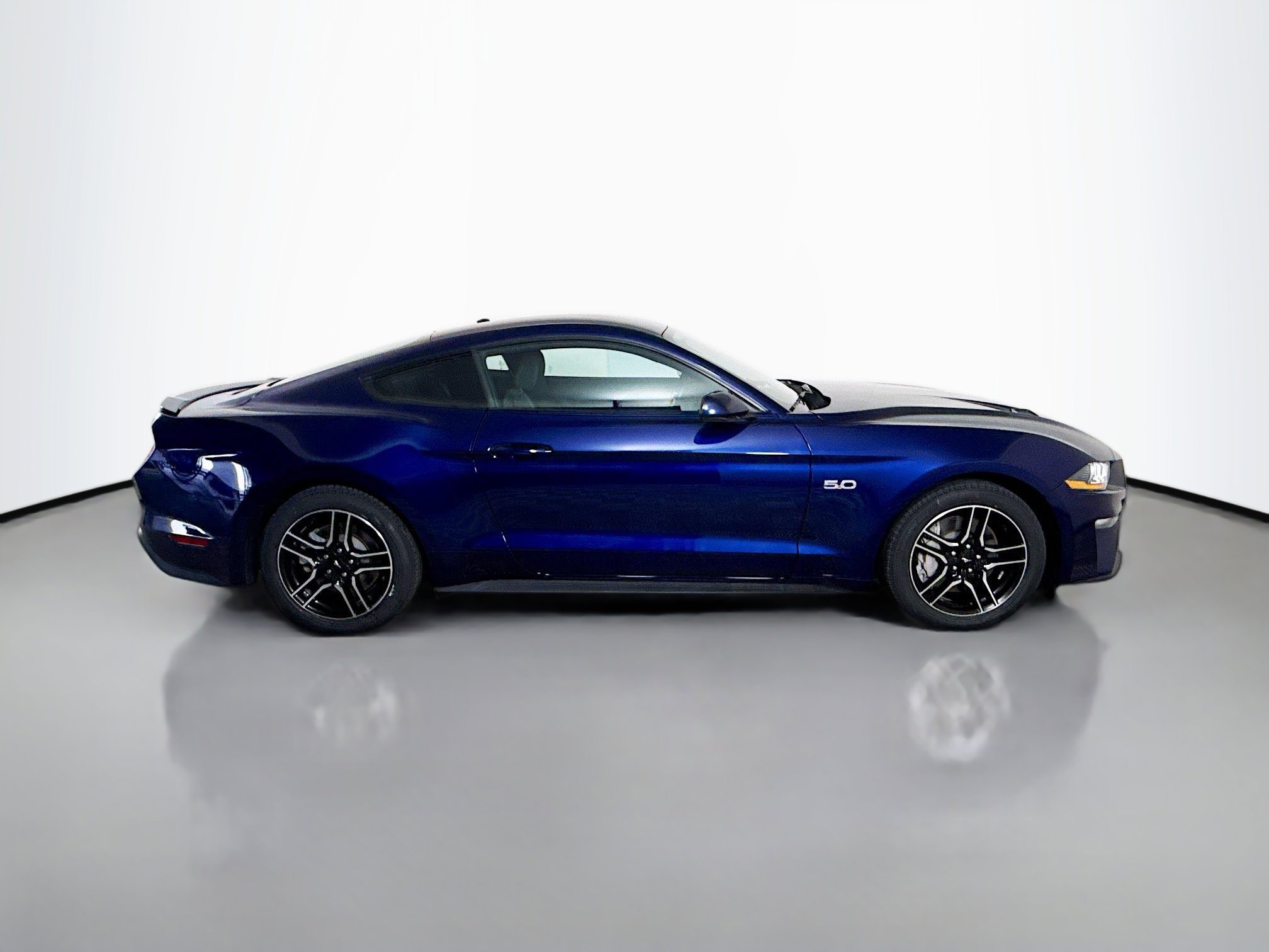 Used 2019 Ford Mustang GT image 11
