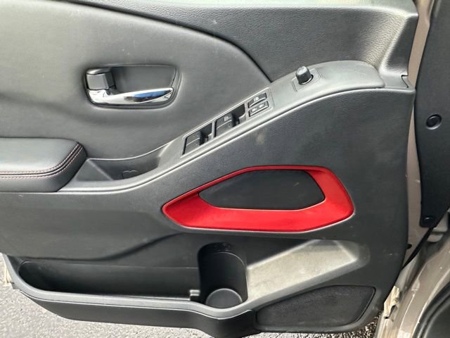 Used 2023 Nissan Frontier PRO-4X w/ Technology Package image 19