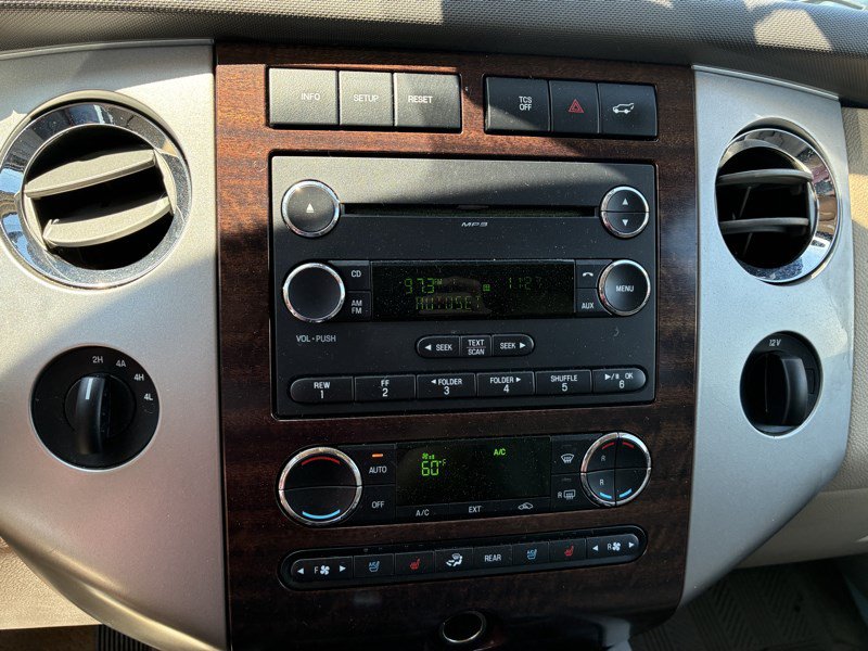 Used 2013 Ford Expedition EL XLT AWD/4WD image 11