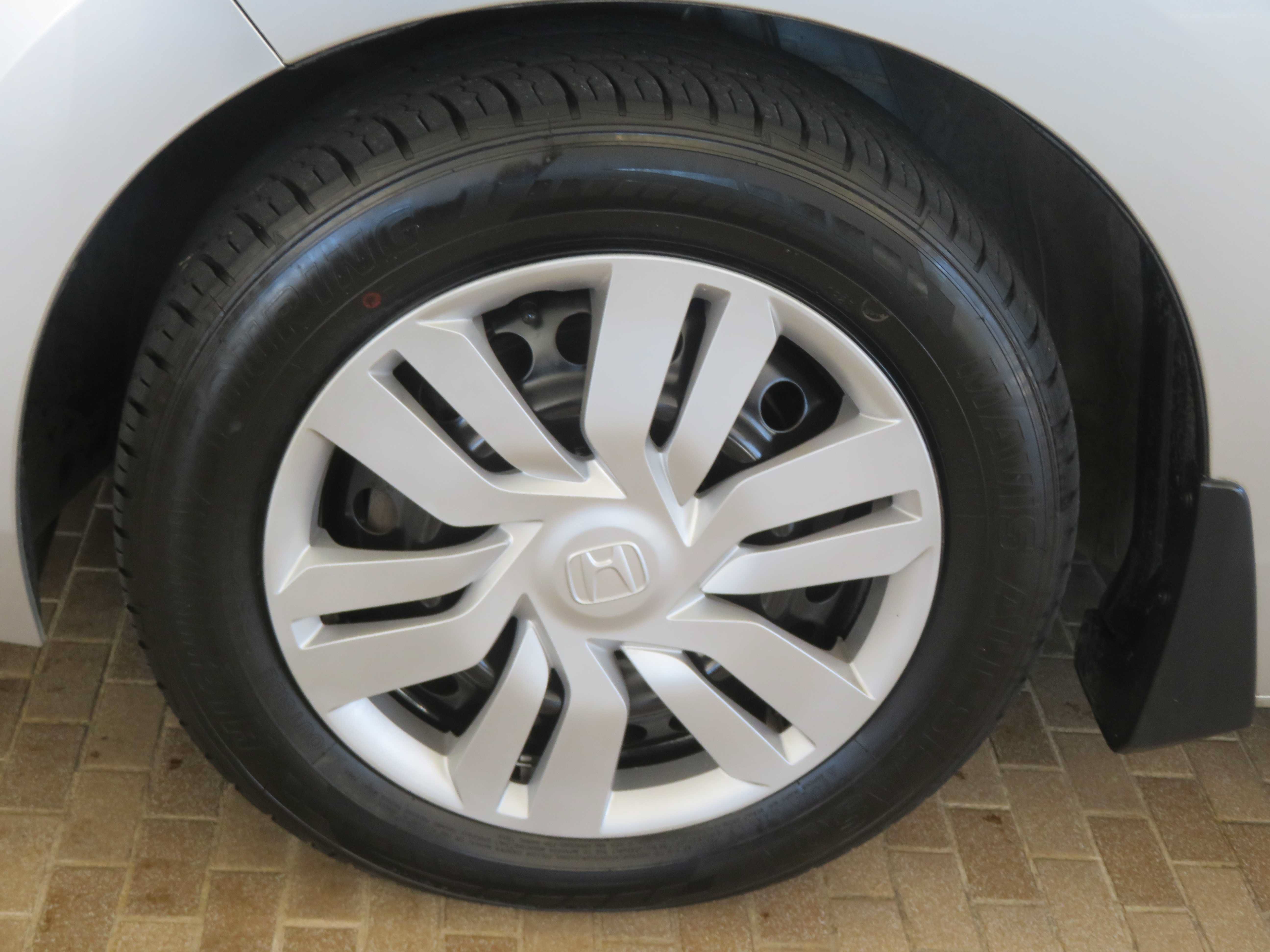 Used 2016 Honda Fit LX image 7