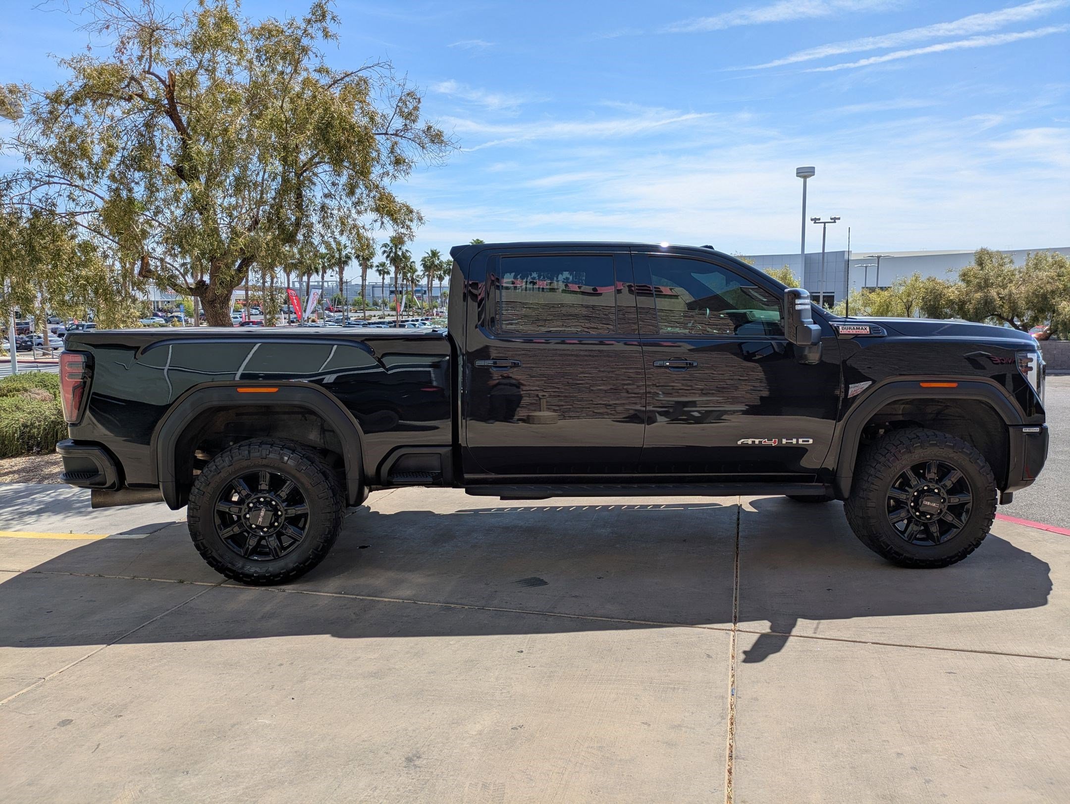 Certified 2024 GMC Sierra 2500 AT4 w/ Max Trailering Package AWD/4WD image 6