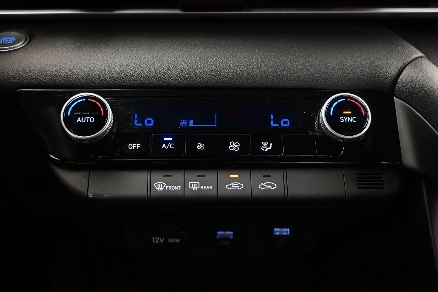 Certified 2023 Hyundai Elantra SEL FWD image 19