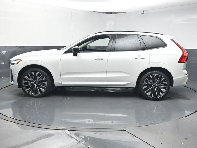 Used 2026 Volvo XC60 B5 Ultra w/ Protection Package Premier image 5