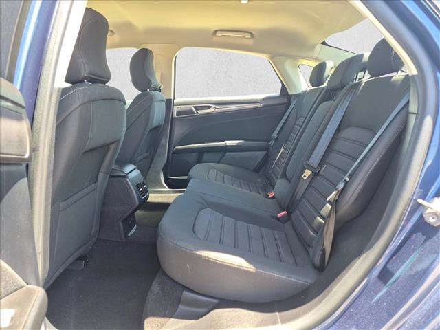 Used 2019 Ford Fusion SE FWD image 19