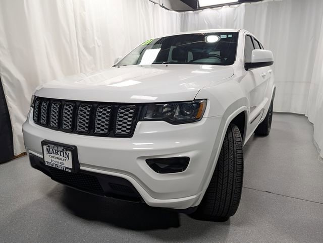 Used 2021 Jeep Grand Cherokee Laredo X AWD/4WD image 6