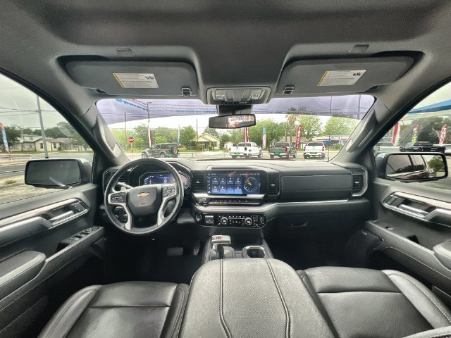 Certified 2023 Chevrolet Silverado 1500 LTZ RWD image 19