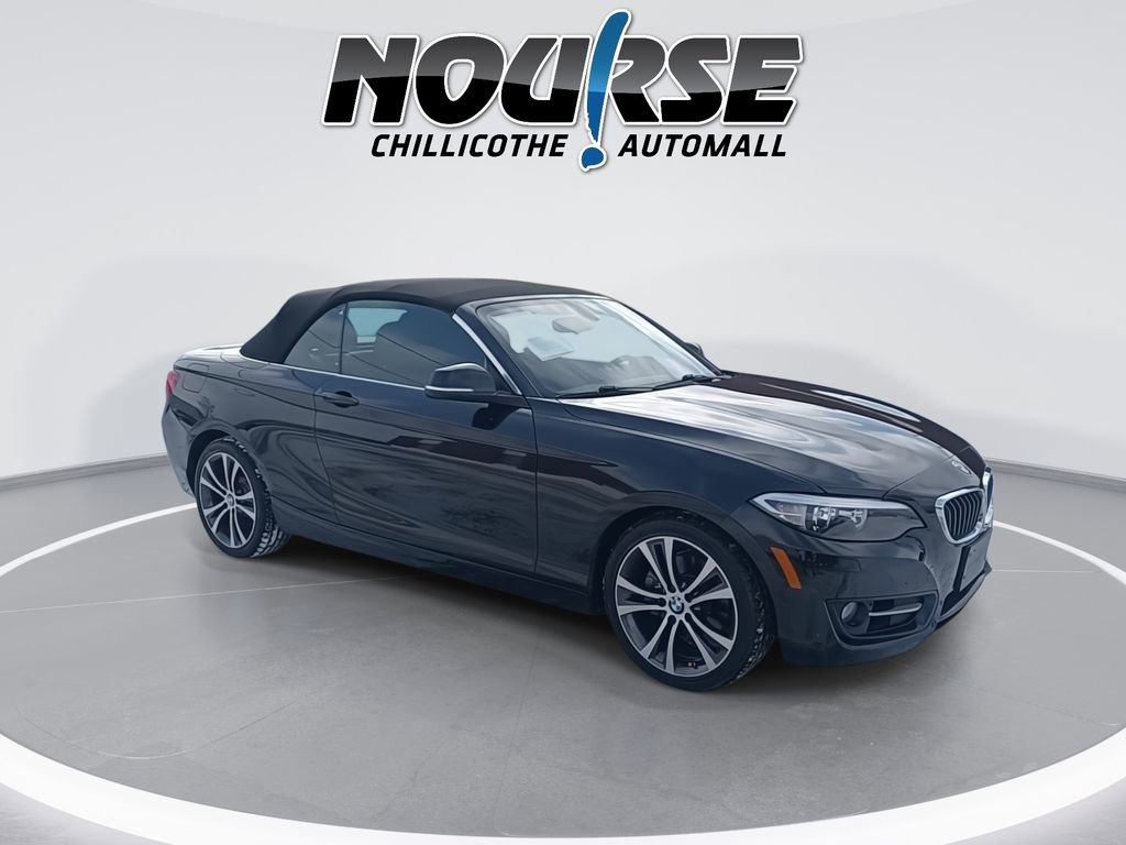 Used 2016 BMW 228i xDrive Convertible image 2