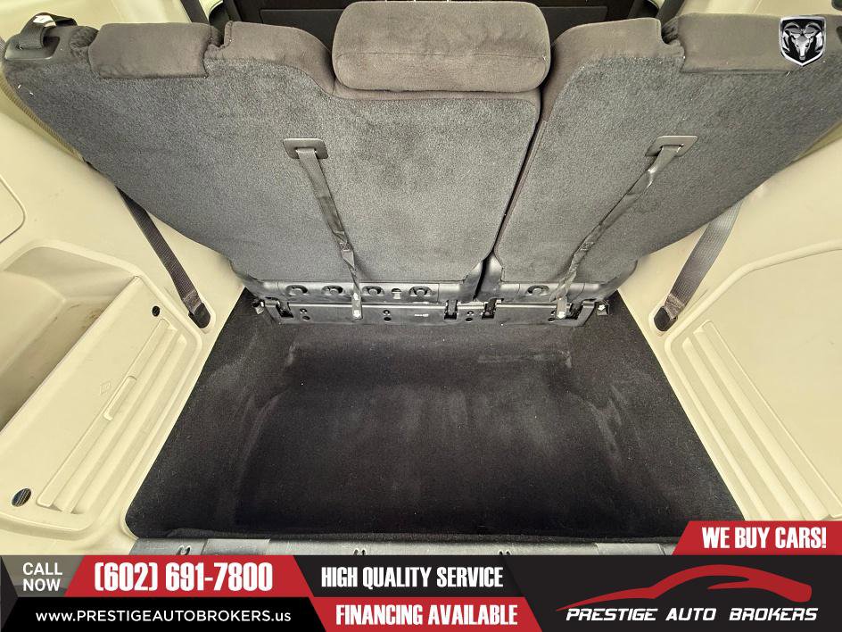 Used 2016 Dodge Grand Caravan SE w/ Quick Order Package 29E SE FWD image 30