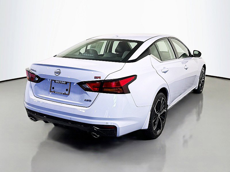 New 2025 Nissan Altima 2.5 SR w/ SR Premium Package image 7