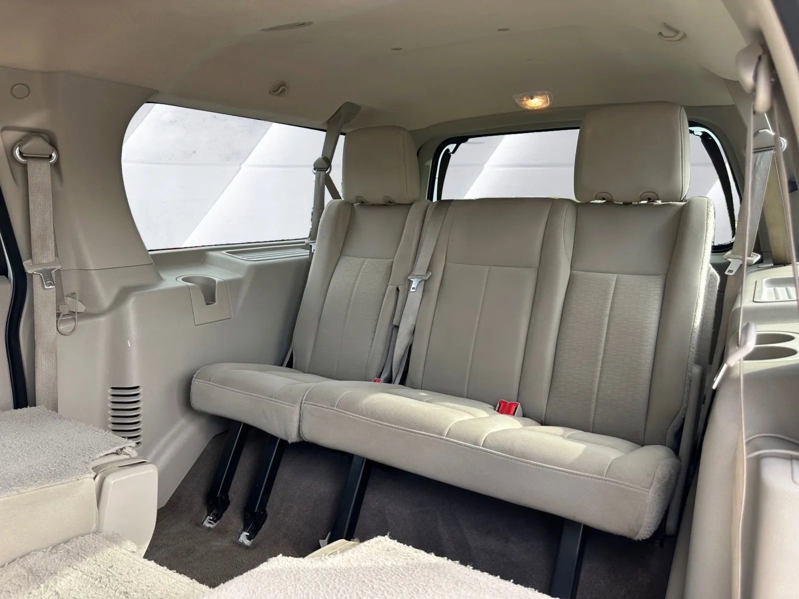 Used 2014 Ford Expedition EL XLT image 12