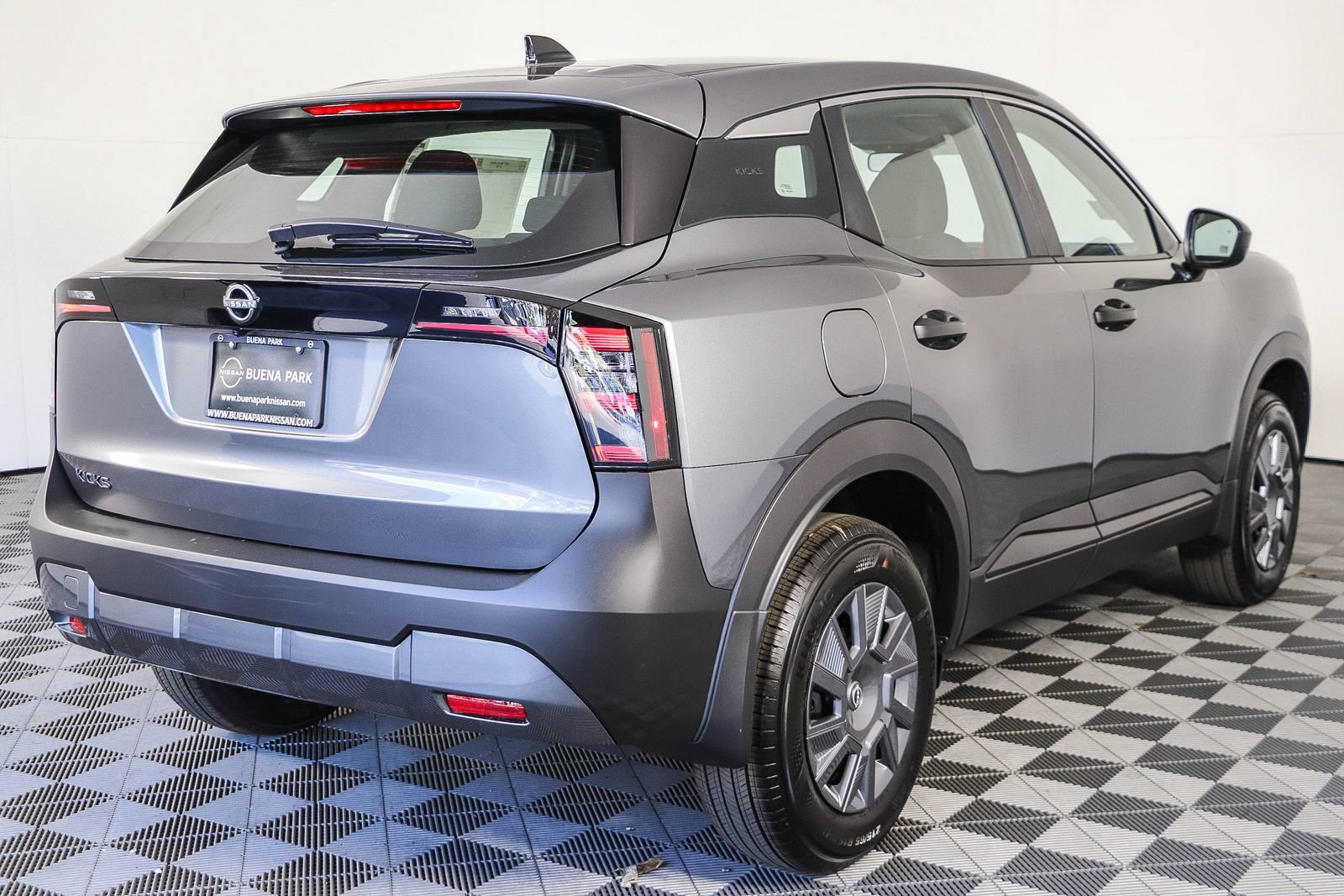 New 2027 Nissan Kicks S FWD image 8