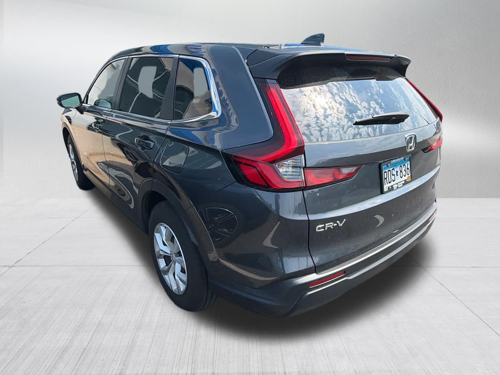Used 2025 Honda CR-V LX image 8