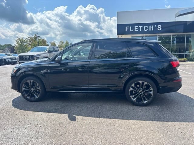 Certified 2025 Audi Q7 3.0T Prestige AWD/4WD image 9