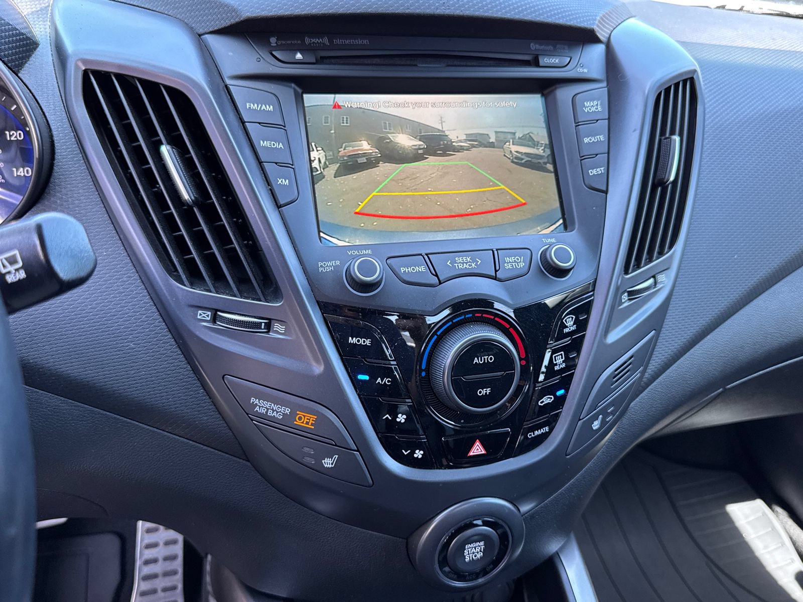 Used 2015 Hyundai Veloster Turbo w/ Option Group 04 FWD image 19