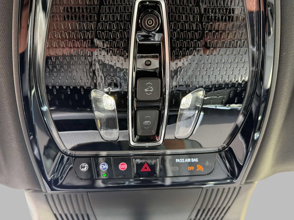 Used 2026 Cadillac Vistiq Luxury AWD/4WD image 26