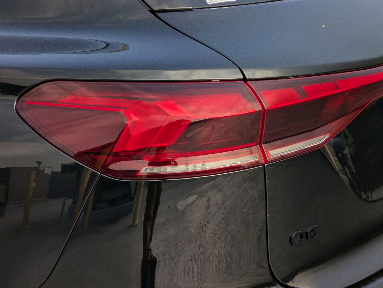 New 2025 Audi Q6 e-tron Premium Plus image 14