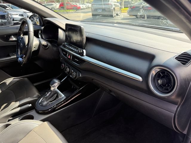 Used 2021 Kia Forte GT-Line FWD image 19