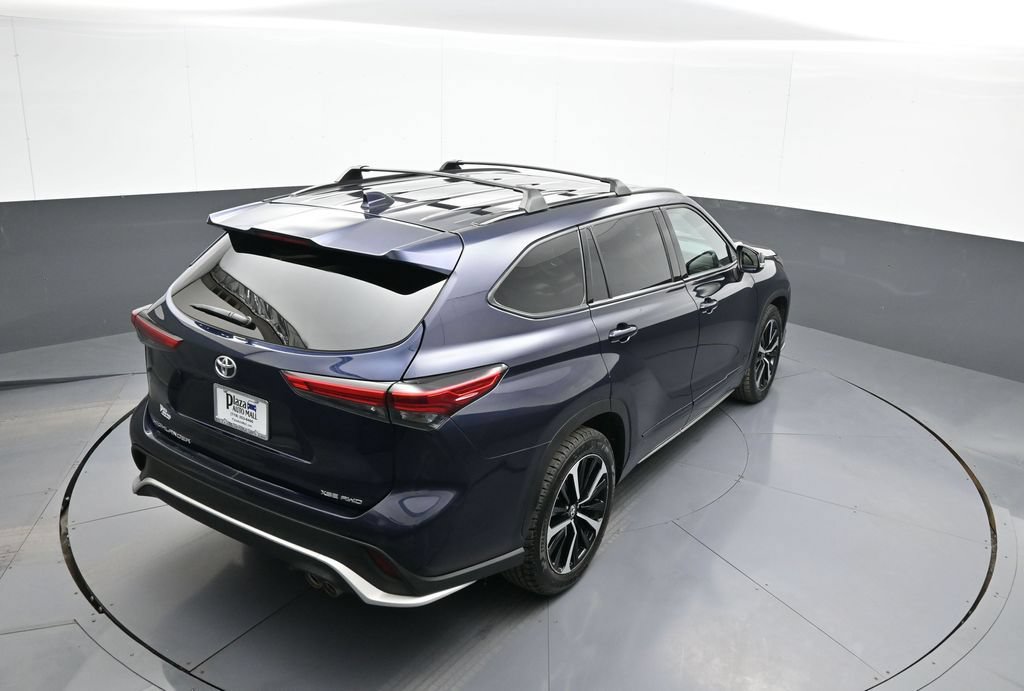 Used 2021 Toyota Highlander XSE AWD/4WD image 40