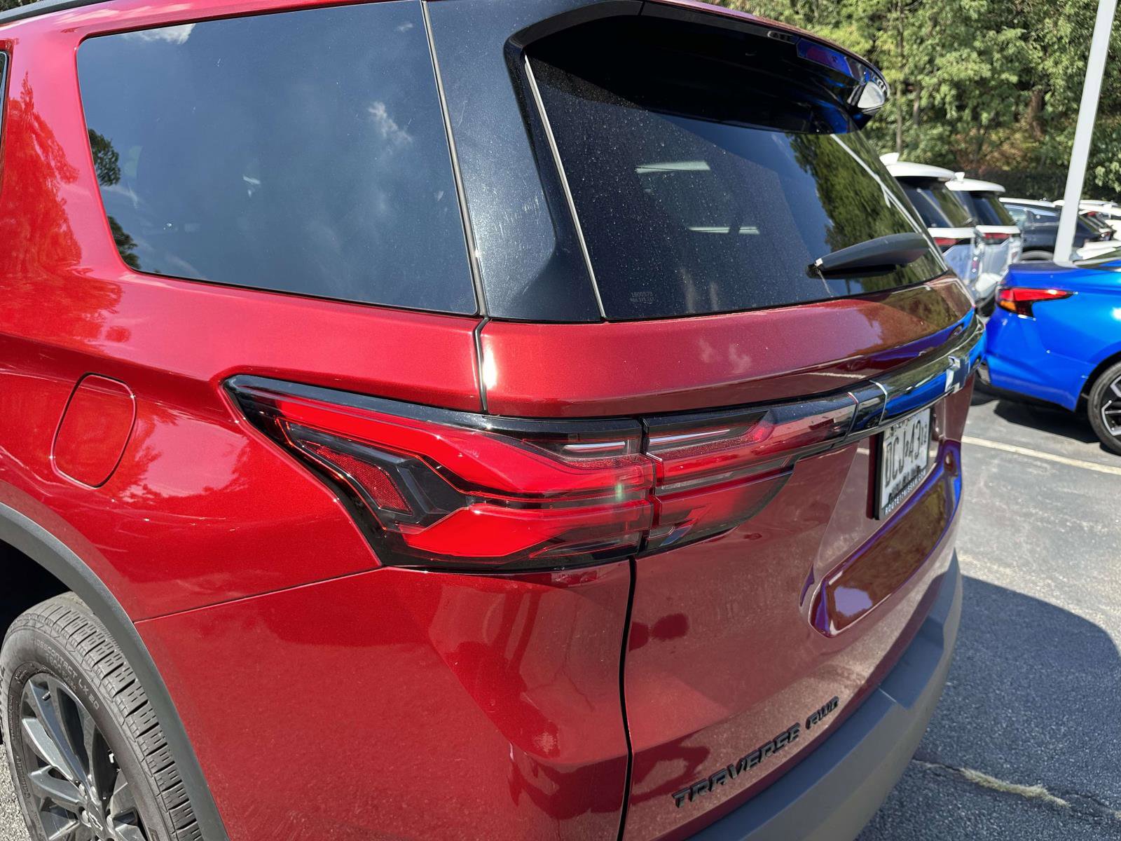 Used 2023 Chevrolet Traverse RS image 9