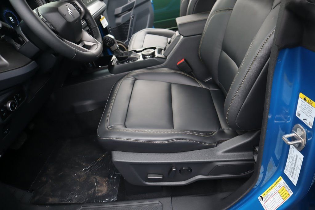 New 2025 Ford Bronco Badlands image 14