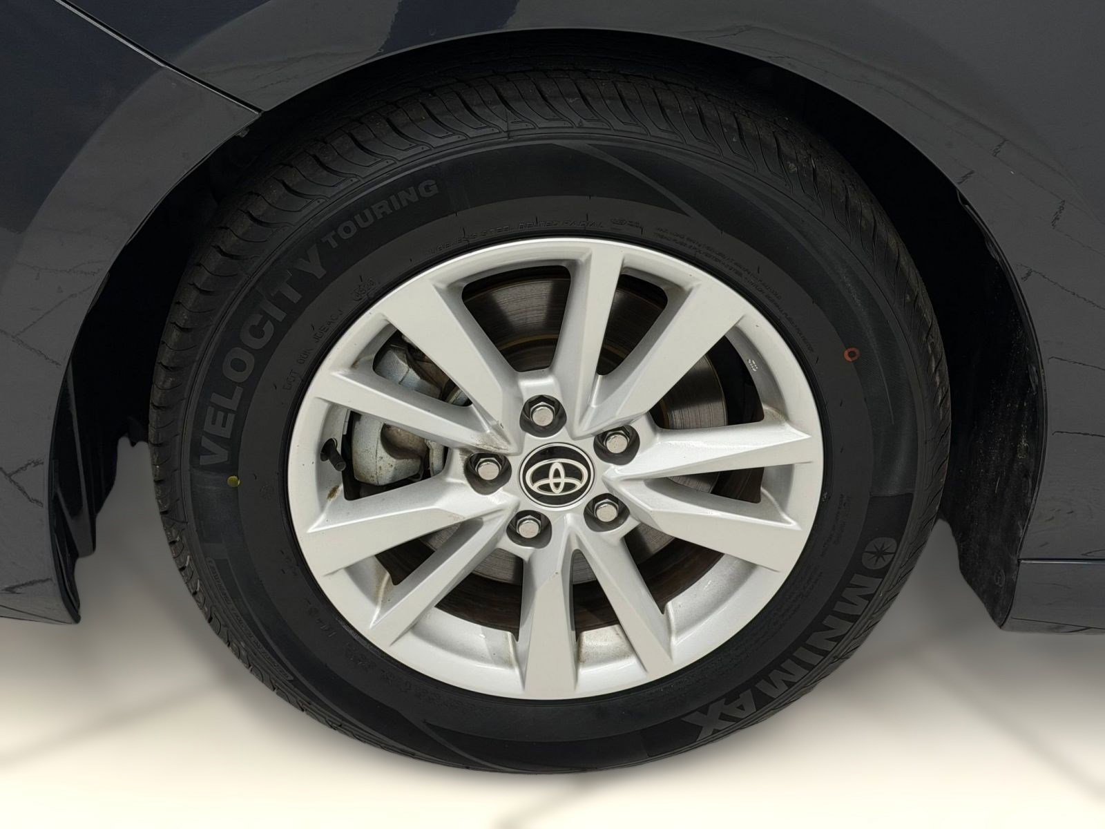 Used 2025 Toyota Camry LE FWD image 10