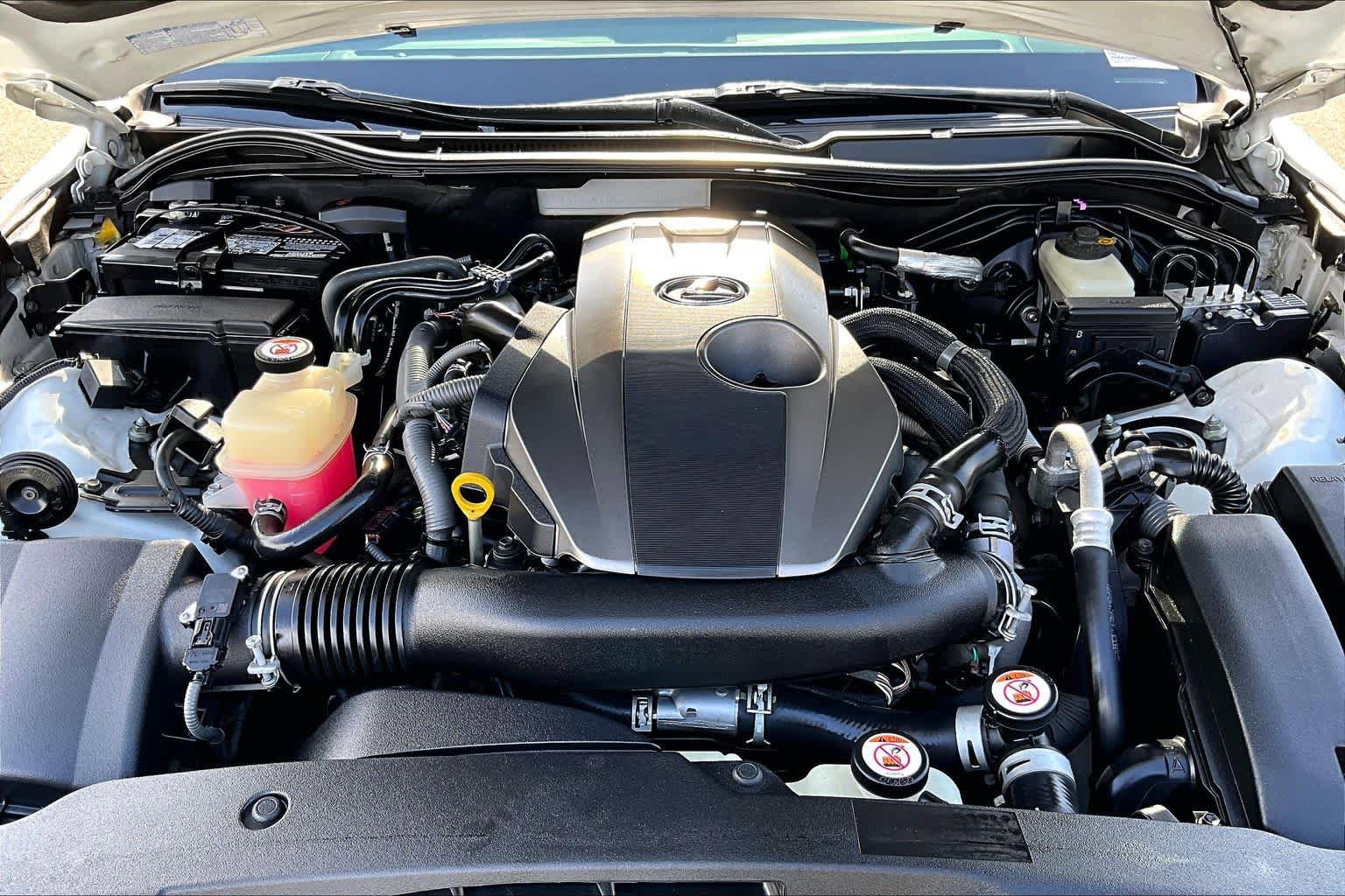 Used 2017 Lexus IS 200t F Sport w/ F Sport Package RWD image 30