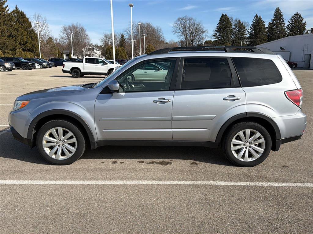 Used 2012 Subaru Forester 2.5X Premium w/ Popular Pkg 3 image 11