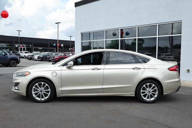 Used 2019 Ford Fusion Energi Titanium FWD image 9