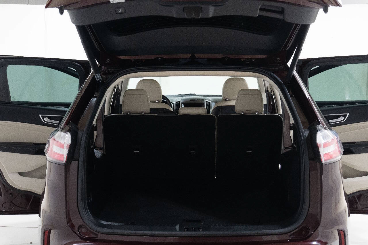 Used 2019 Ford Edge Titanium w/ Equipment Group 301A FWD image 68