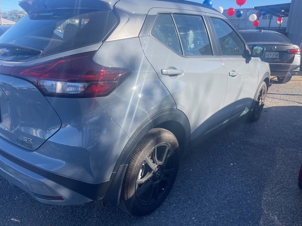 Used 2024 Nissan Kicks SR w/ SR Premium Package image 7