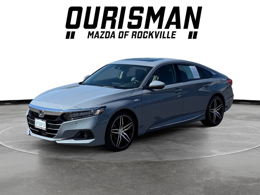 Used 2022 Honda Accord Touring image 2
