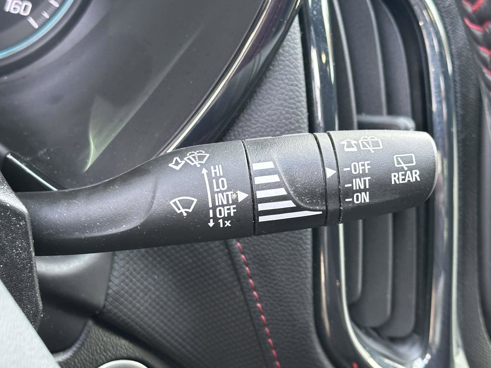 Used 2022 Chevrolet Equinox RS image 23