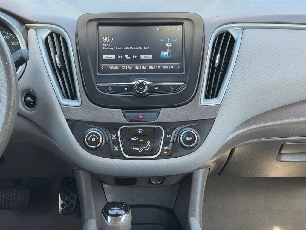 Used 2017 Chevrolet Malibu LS w/ LPO, Convenience Package 1 FWD image 16
