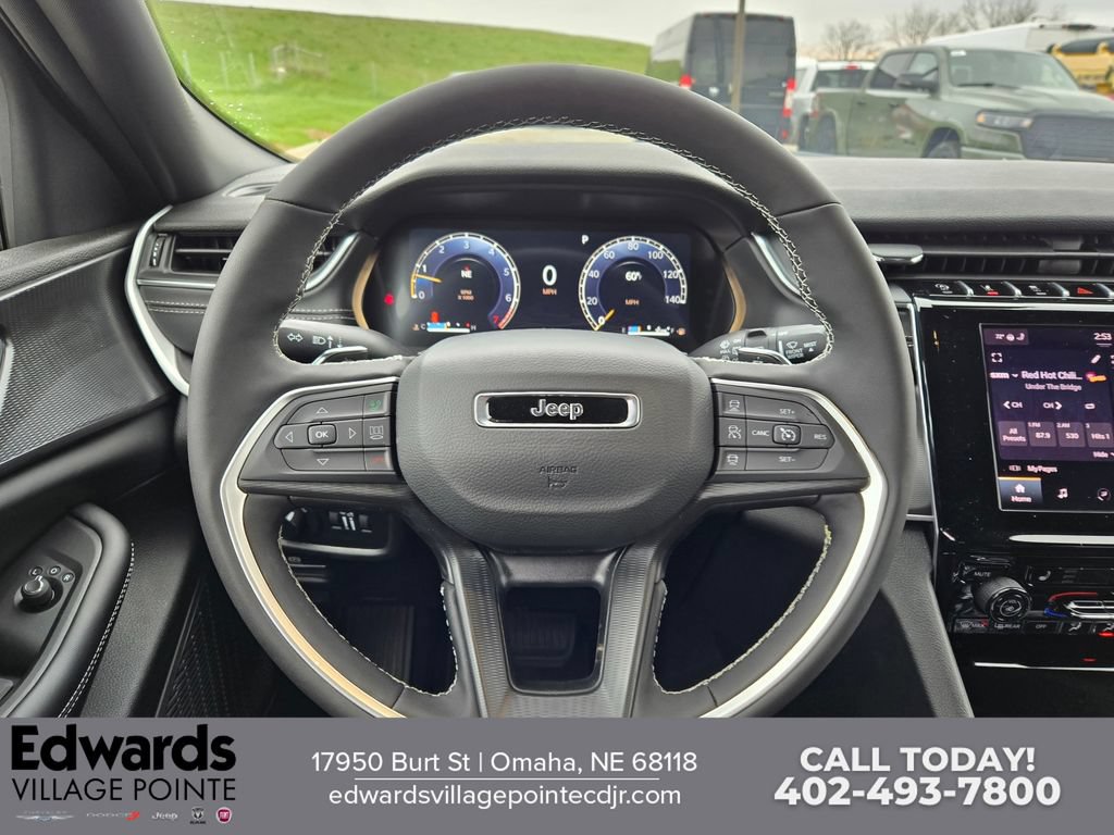 New 2026 Jeep Grand Cherokee L Laredo AWD/4WD image 17