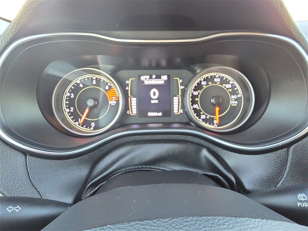 Used 2019 Jeep Cherokee Latitude w/ Popular Appearance Group image 19