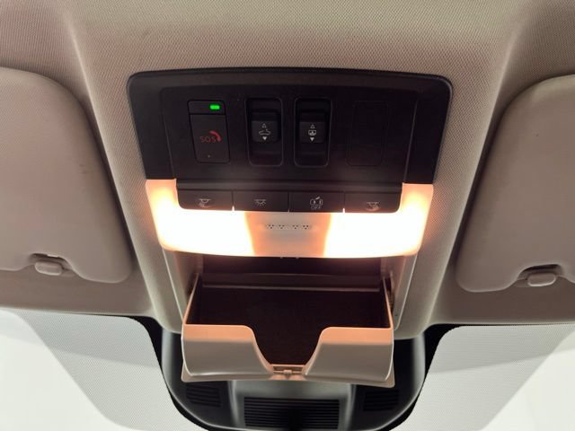 Used 2023 Nissan Rogue SV w/ SV Premium B Package FWD image 35
