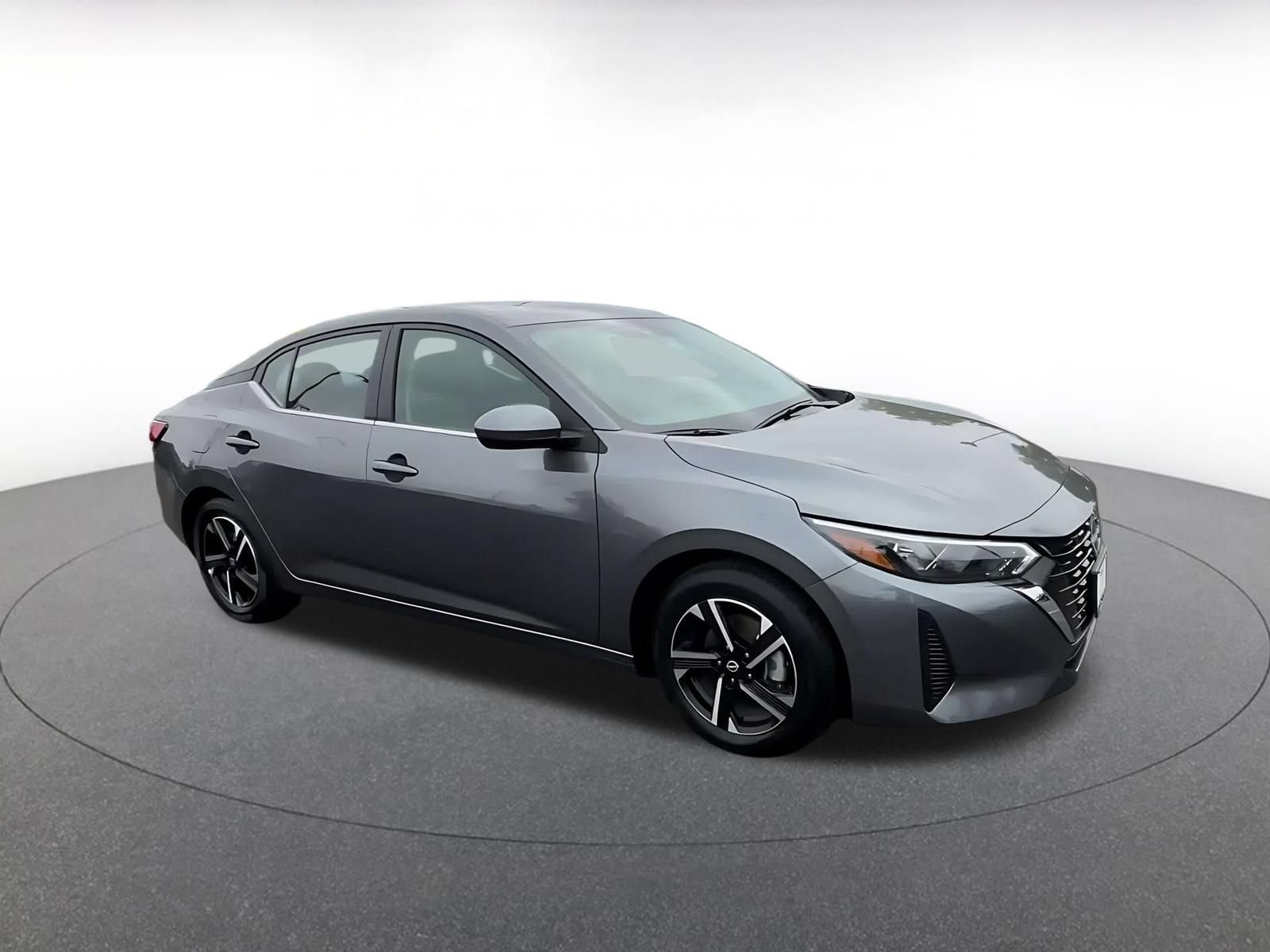 Used 2025 Nissan Sentra SV FWD video 2