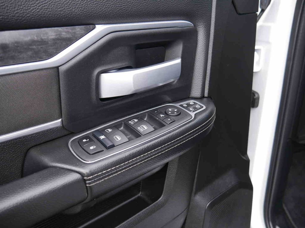 Certified 2024 RAM 3500 Big Horn image 28