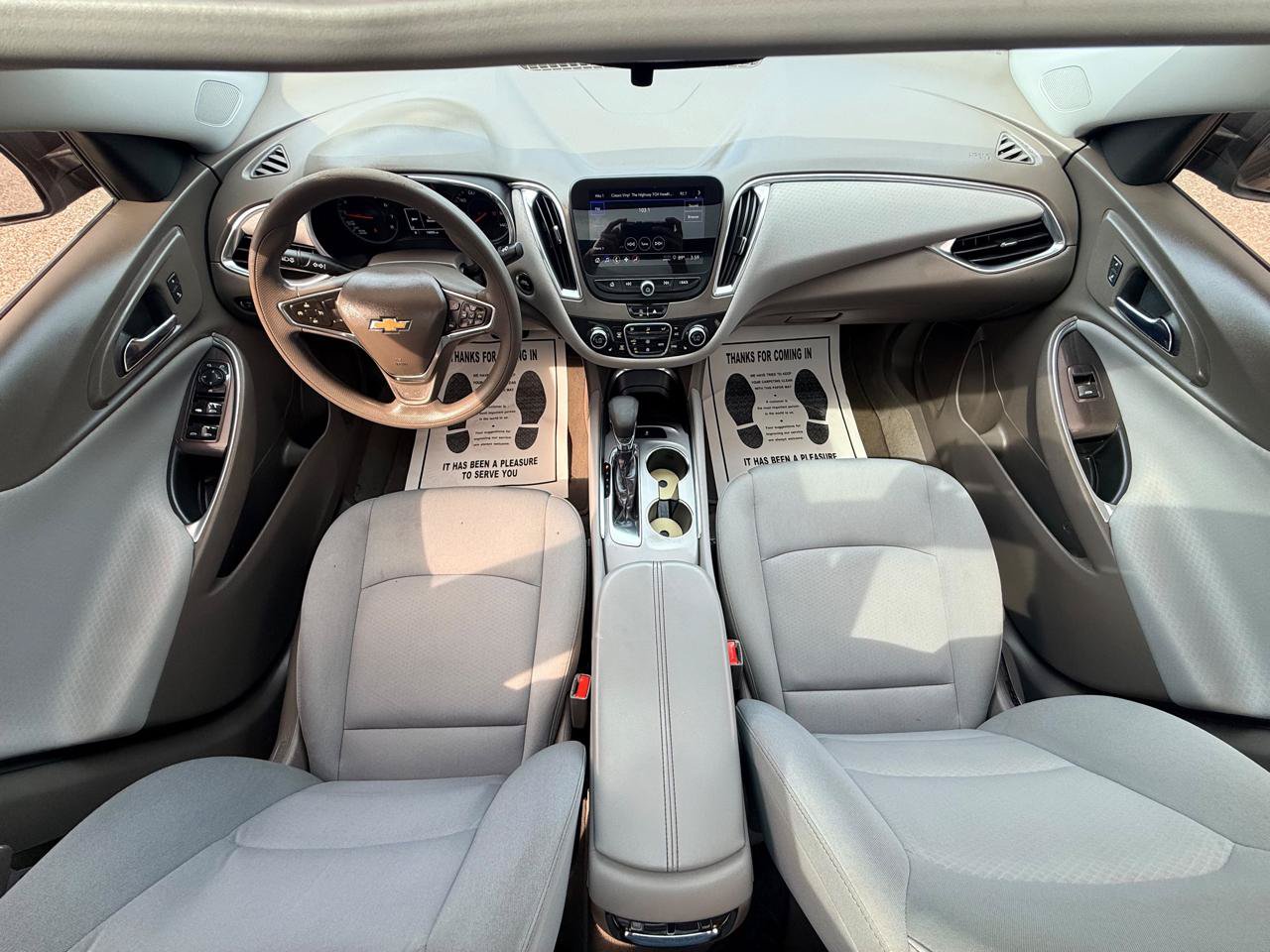 Used 2021 Chevrolet Malibu LT FWD image 17