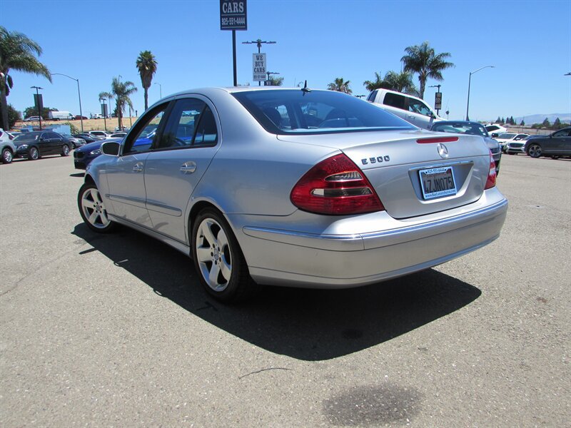 Used 2003 Mercedes-Benz E 500 Sedan image 5
