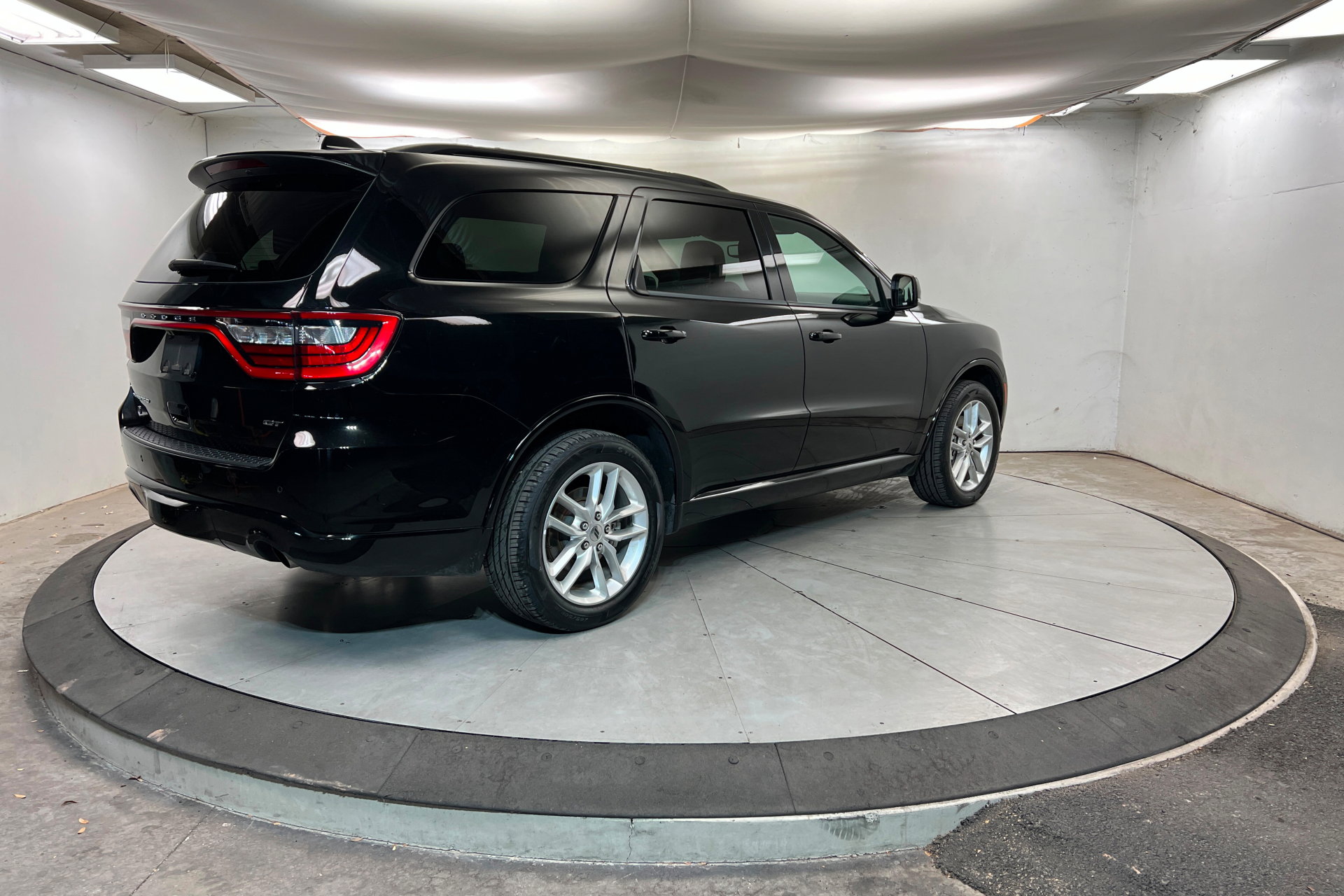 Certified 2024 Dodge Durango GT image 6