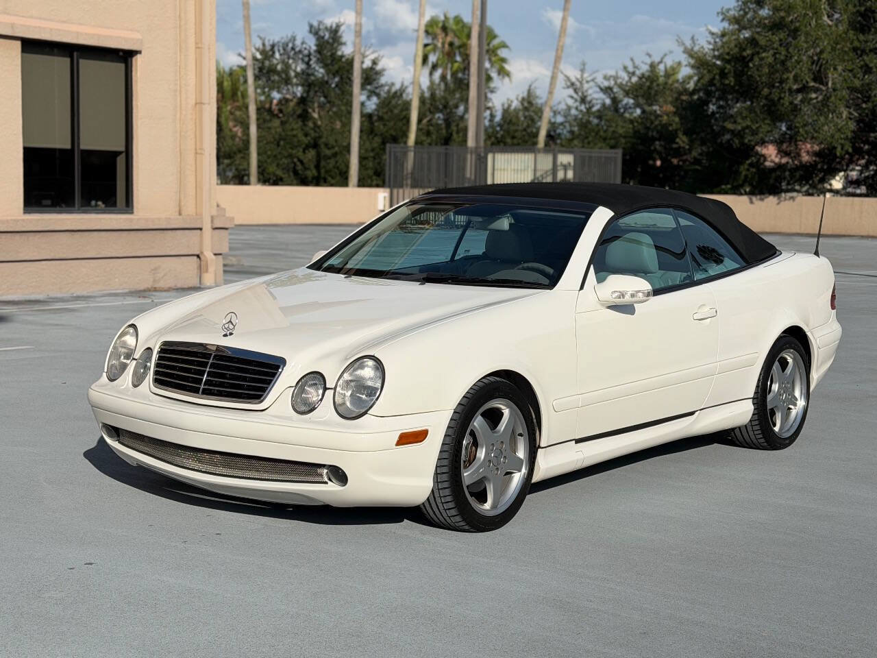 Used 2003 Mercedes-Benz CLK 430 Cabriolet image 25