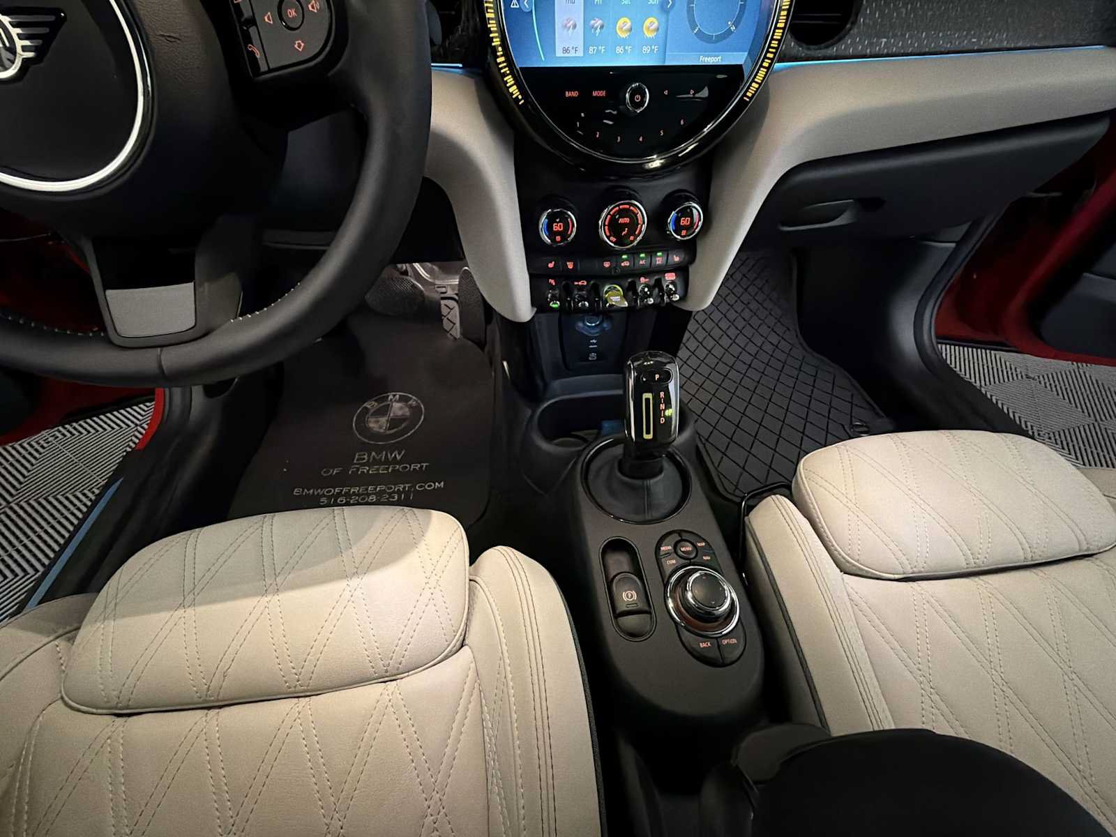 Used 2024 MINI Cooper SE FWD image 18