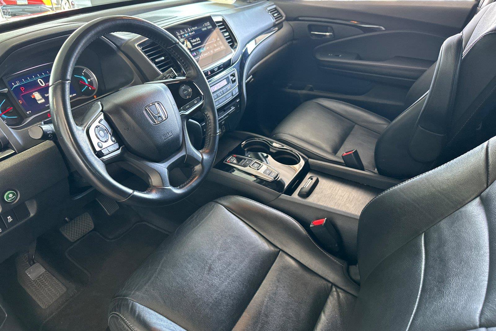 Used 2021 Honda Pilot Touring image 10