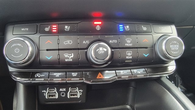 Used 2024 Dodge Durango GT image 38